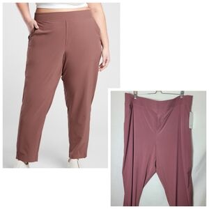 New with tags- Plus size Athleta Brooklyn ankle pants- Size 24
